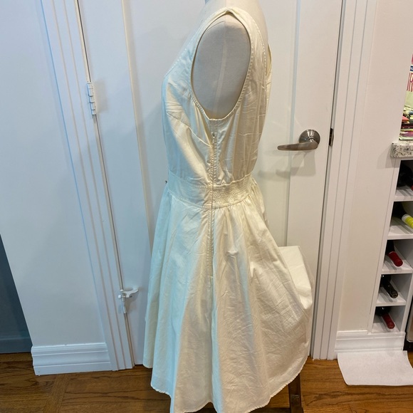 EShakti Cream dress with side zipper & pockets - Picture 3 of 11